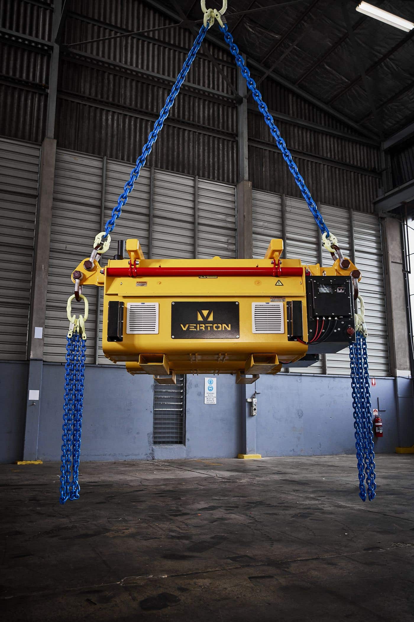 SpanSet Axzion relies on safety with Verton lifting technology - Axzion